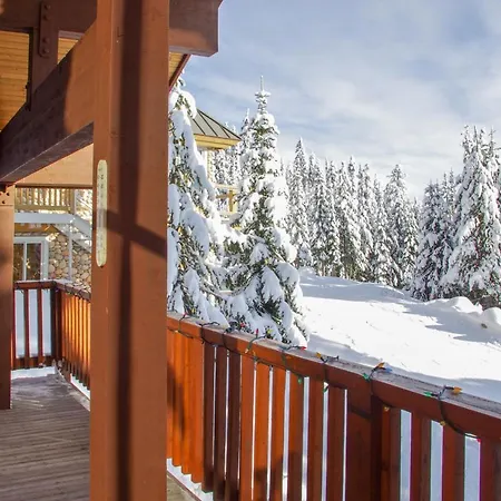 Crystal View Villa Big White Ski Resort Exterior photo