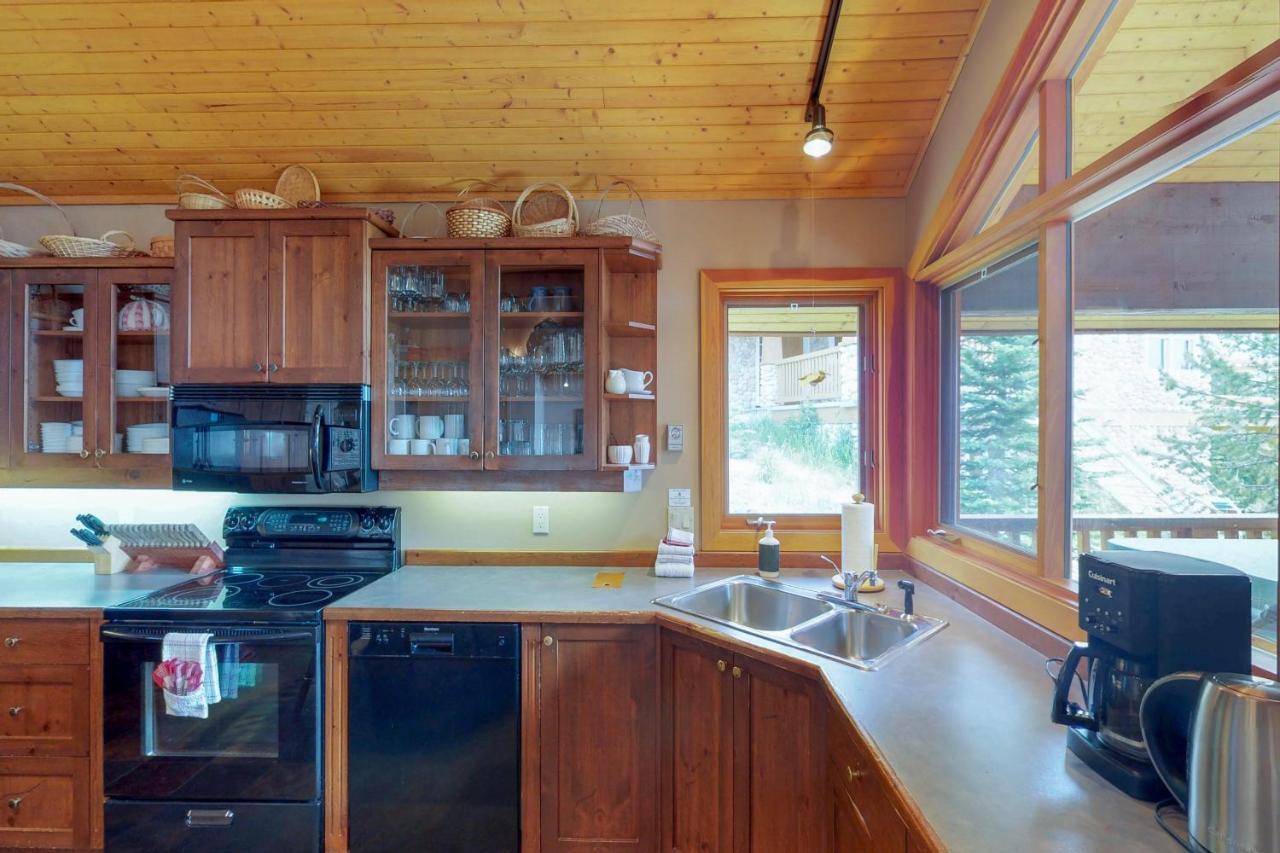 Crystal View Chalet