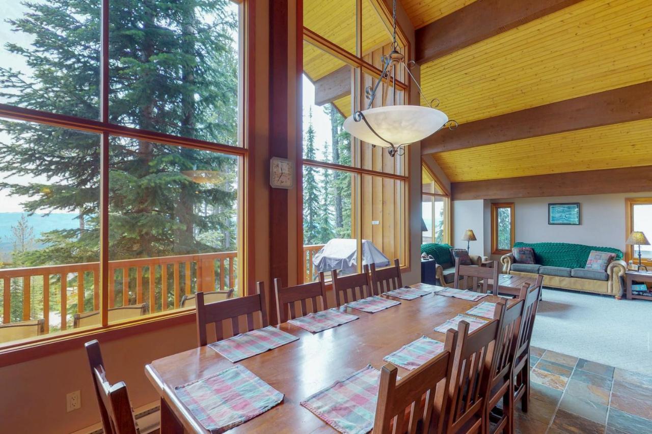 Chalet Crystal View *